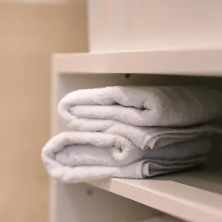 Loomz Living Self-check-in Aparthotel 4*