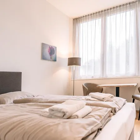 Aparthotel Loomz Living Self-check-in 4*