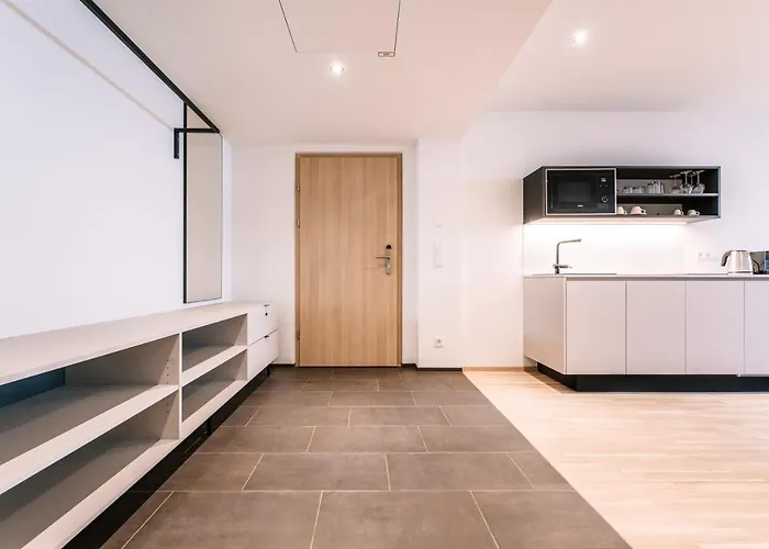 Loomz Living Self-check-in