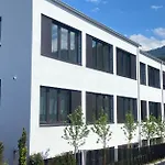 Loomz Living Self-check-in Hotel apartamentowy 4*