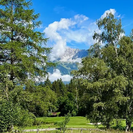 Loomz Living Self-check-in 4*